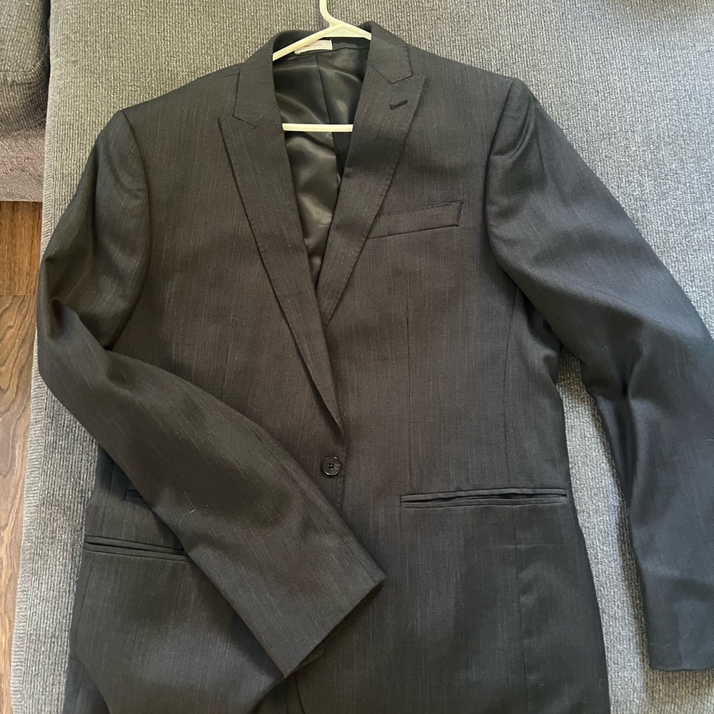 jf j.ferrar Black Tailored Suit Classic Elegance